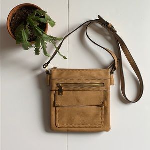 🌵SALE🌵 FAUX LEATHER CROSSBODY